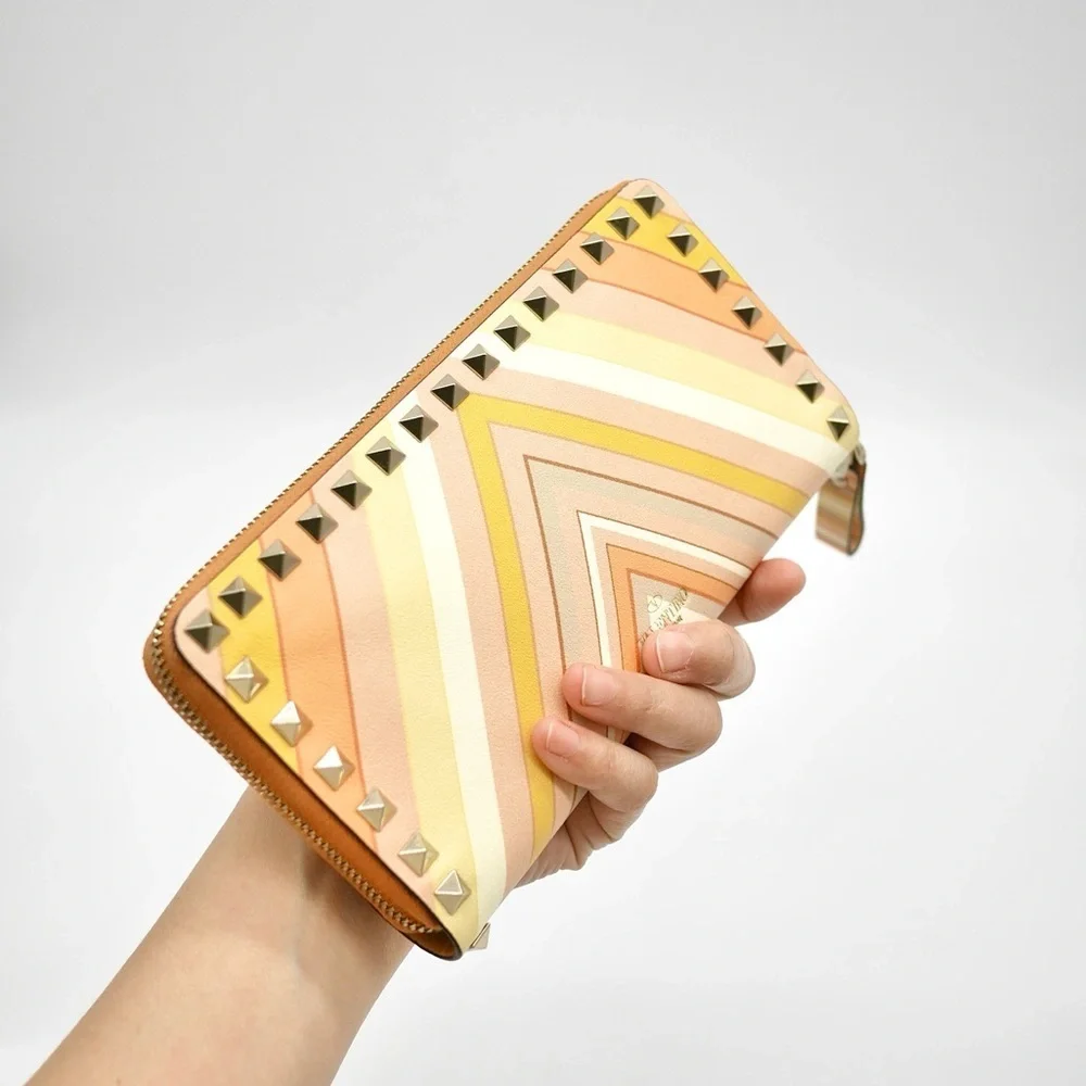 🍓VALENTINO Studded Wallet